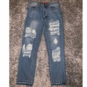 High Waisted Boyfriend Jeans